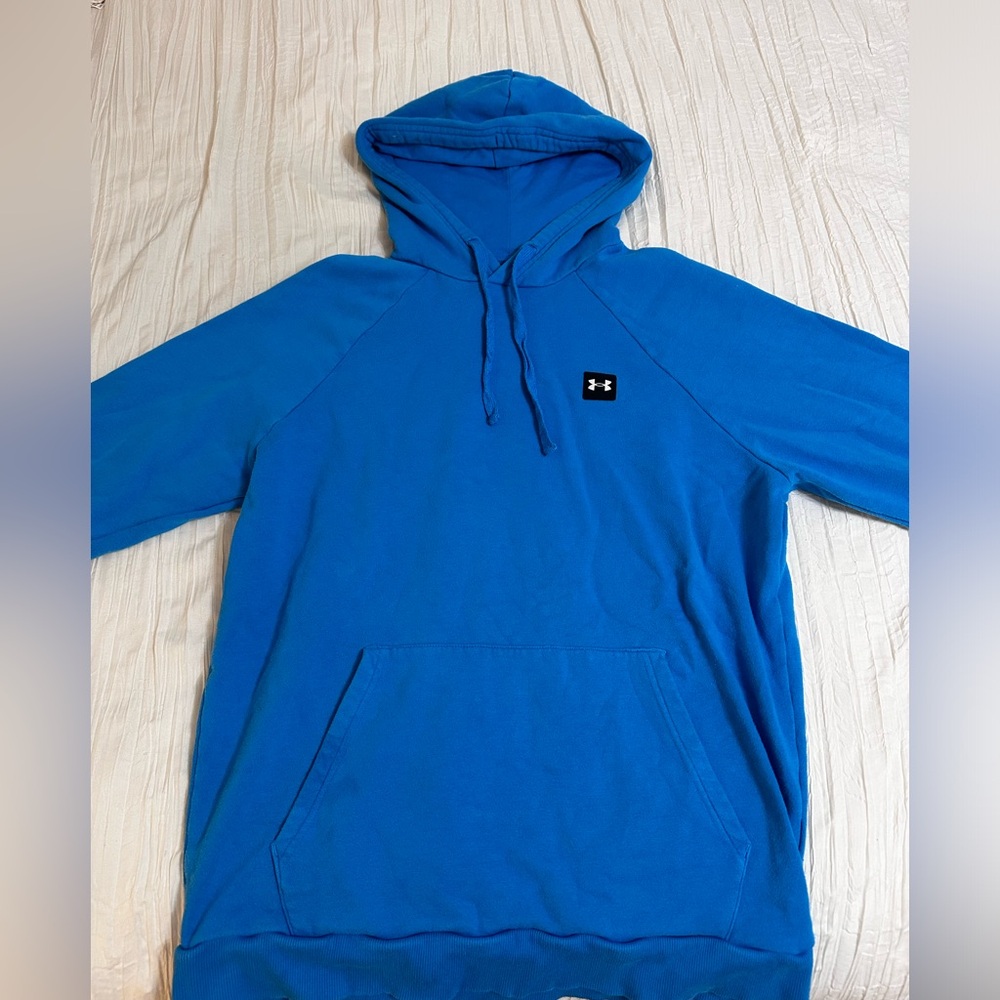 Used- Under Armour Sweatshirt